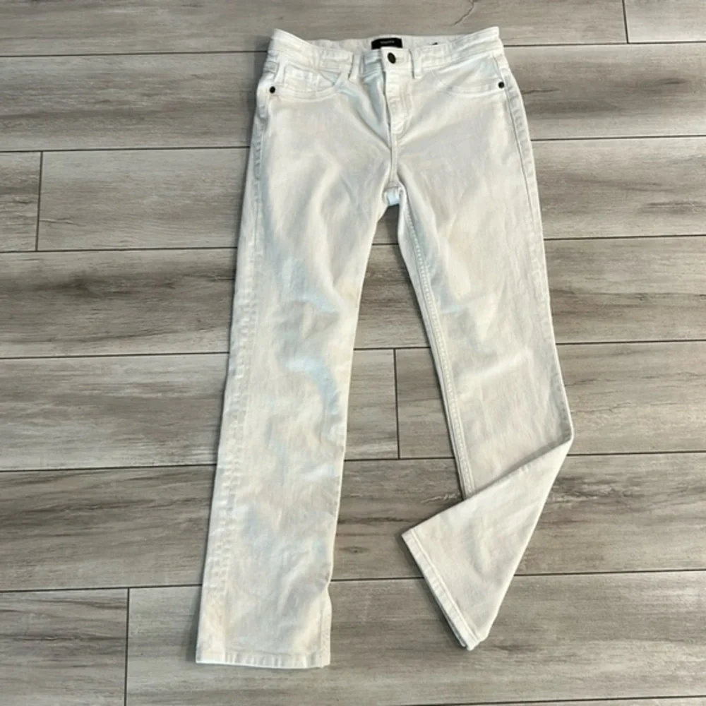 Theory white split